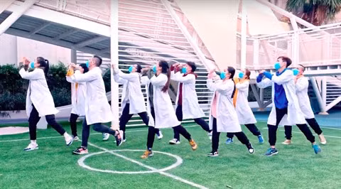 COVID-19: Faire du sport à la maison avec la Danse de la distanciation sociale ảnh 1