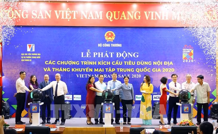 Lancement du mois national de promotion commerciale 2020 ảnh 1