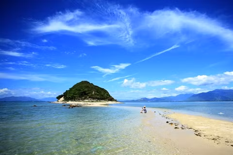 Pour ne pas gaspiller des potentiels du tourisme maritime et insulaire ảnh 1 Pour ne pas gaspiller des potentiels du tourisme maritime et insulaire ảnh 1