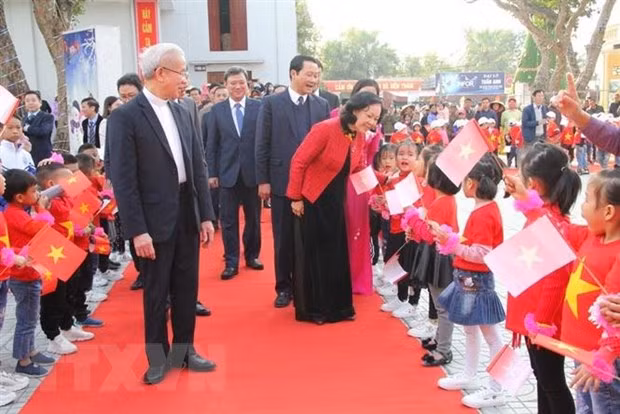 Vœux de Noël aux catholiques de Thanh Hoa ảnh 1