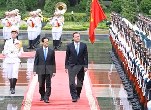 Entretien entre les Premiers ministres vietnamien et britannique ảnh 1 Entretien entre les Premiers ministres vietnamien et britannique ảnh 1
