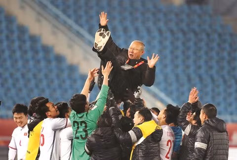 L’homme qui a su transcender le football vietnamien ảnh 2