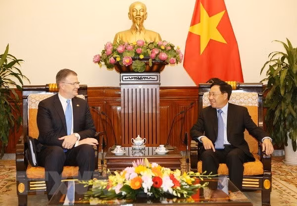 Le vice-PM Pham Binh Minh reçoit l’ambassadeur des Etats-Unis ảnh 1