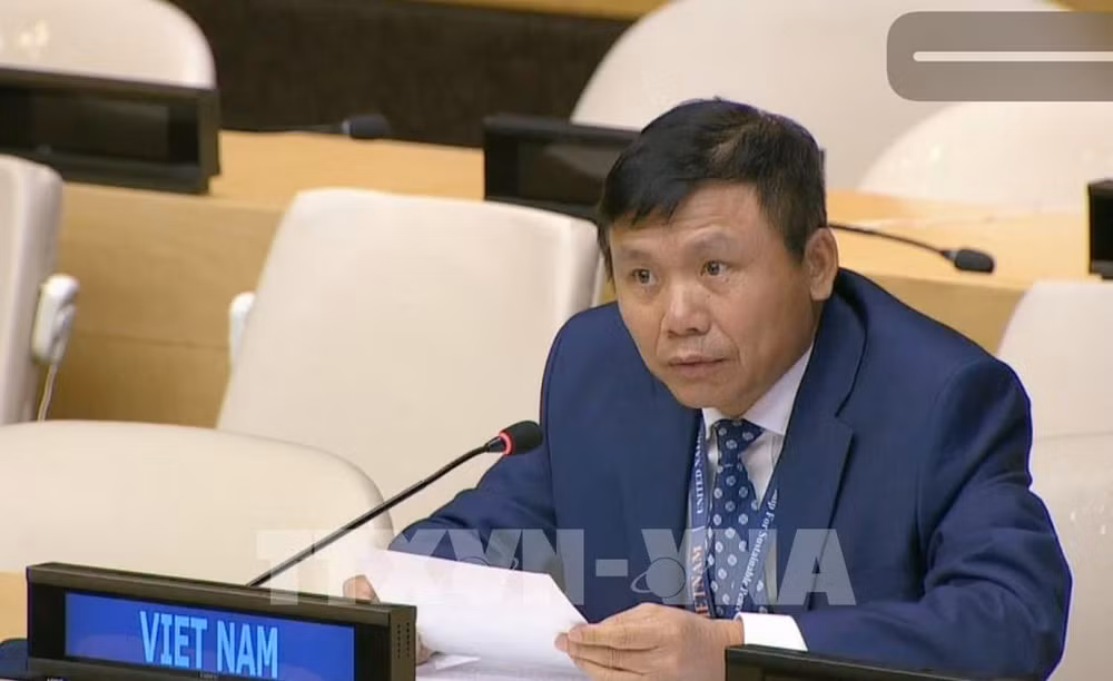 Le Vietnam préside le dialogue entre l'ASEAN et le président de la 75e AG de l’ONU ảnh 1