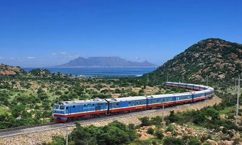 Le secteur ferroviaire renforce ses services de transport international de fret ảnh 1