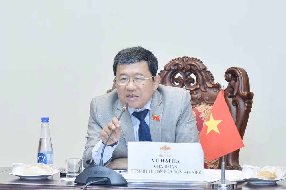 Cambodge, Laos et Vietnam promeuvent la coopération parlementaire ảnh 2