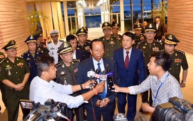 Le Cambodge fustige les propos de Lee Hsien Loong au Dialogue Shangri-La ảnh 1