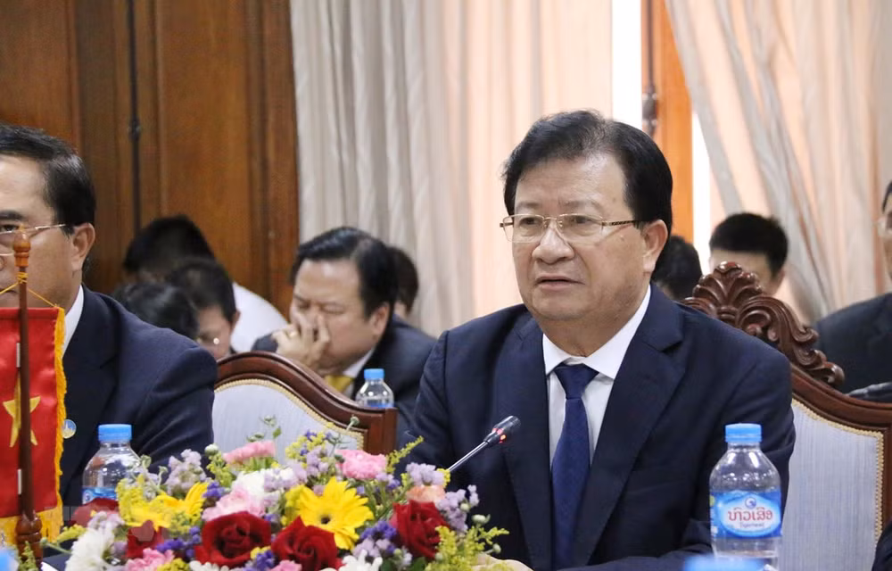Vietnam et Laos continuent de promouvoir une coopération multiforme ảnh 1