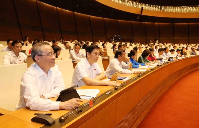 L’Assemblée nationale approuve trois résolutions importantes ảnh 1