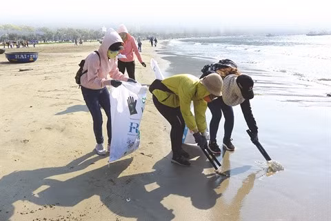 Lutte contre les déchets plastiques: Dà Nang met le turbo! ảnh 2 Lutte contre les déchets plastiques: Dà Nang met le turbo! ảnh 2