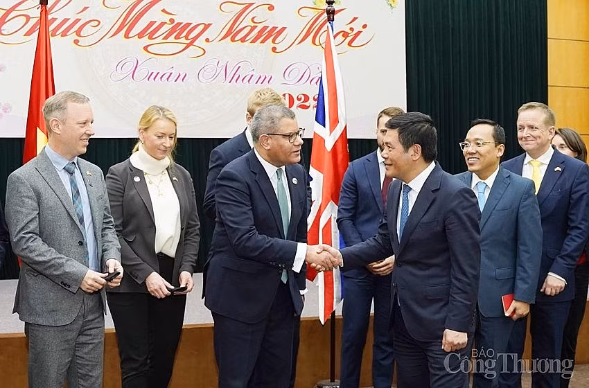 Le Vietnam s’emploie à matérialiser ses engagements lors de la COP26 ảnh 1