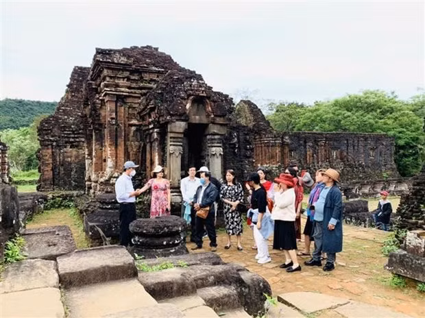 Révolution numérique du tourisme vietnamien : importance des entreprises pionnières ảnh 2
