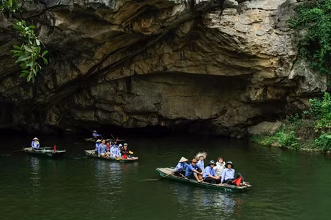 En sampan à Tràng An, patrimoine mondial de l'UNESCO ảnh 3