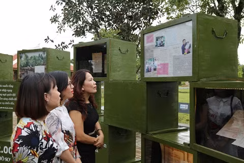 Une exposition sur les reliques de guerre à Quang Tri ảnh 1