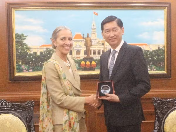 Le Royaume-Uni veut augmenter l'investissement à Ho Chi Minh-Ville ảnh 1