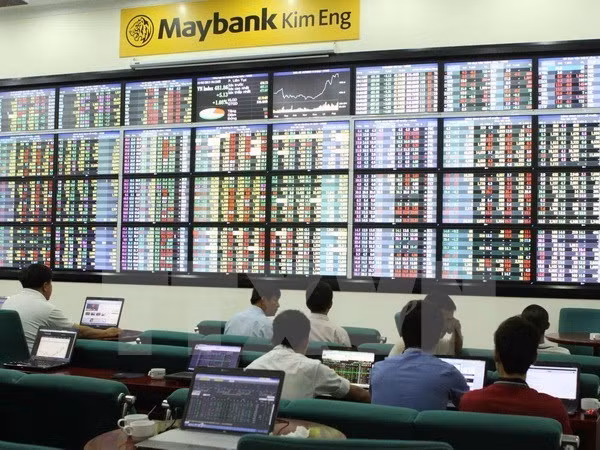 Le marché boursier vietnamien séduit toujours les investisseurs étrangers ảnh 1