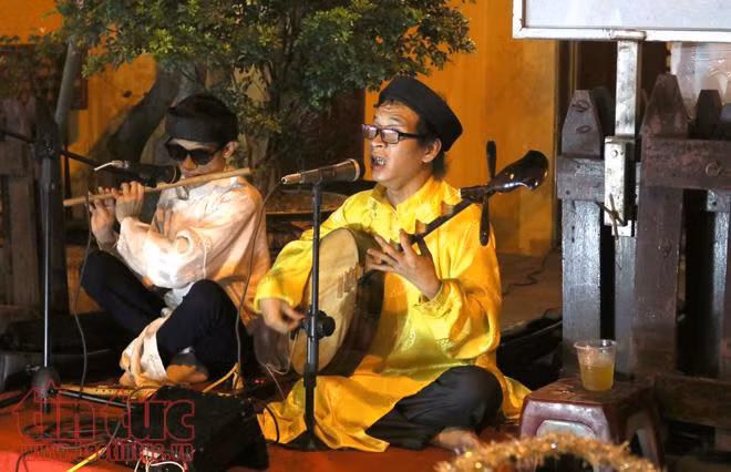 Les espaces musicaux font vibrer le vieux quartier de Hanoi ảnh 3