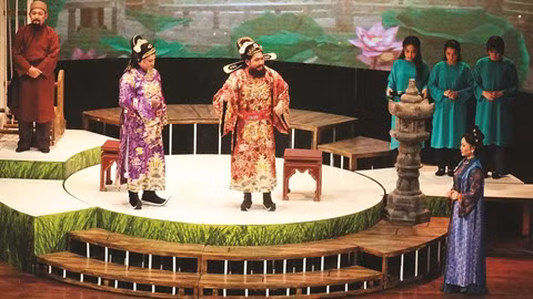 Le théâtre traditionnel cherche à assumer le poids de l’héritage ảnh 1