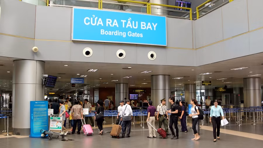 Sommet Etats-Unis – RPDC : L’aéroport de Noi Bai soutient les reporters internationaux ảnh 1