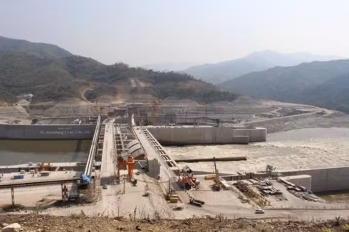 Hanoï : consultation nationale à propos du projet hydroélectrique de Pak Lay du Laos ảnh 1