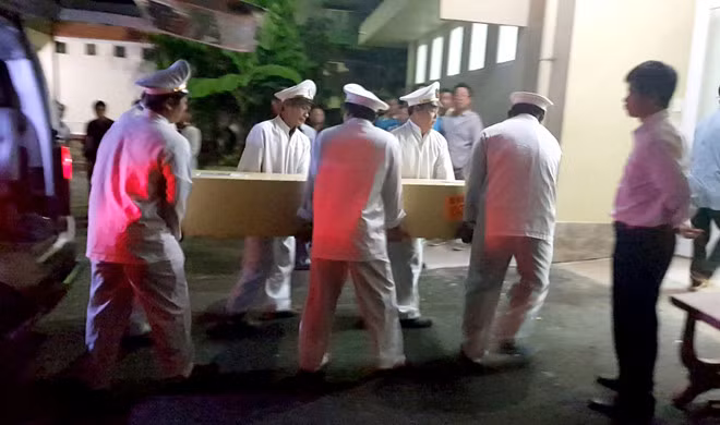 Attentat à Gizeh: les corps des victimes vietnamiennes ont été rapatriés ảnh 1