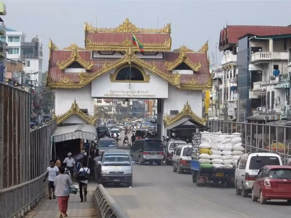 Thaïlande : le commerce transfrontalier continue de progresser au deuxième semestre ảnh 1