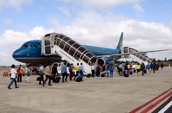 Typhon Jebi : Vietnam Airlines et Jetstar Pacific annulent des vols vers le Japon ảnh 1