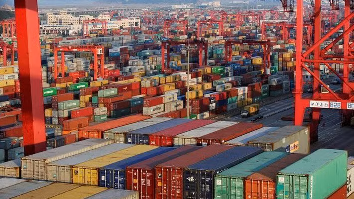 Excédent commercial de 2,8 milliards de dollars en 8 mois ảnh 1