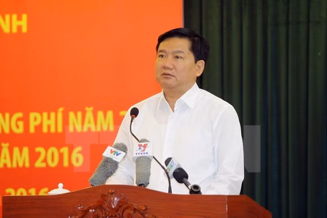 Placement en détention provisoire de Dinh La Thang ảnh 1 Placement en détention provisoire de Dinh La Thang ảnh 1