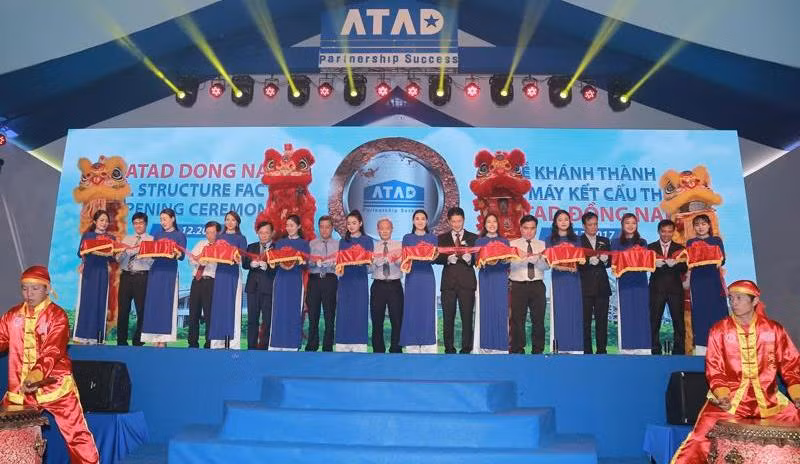 Inauguration d’une usine de structures d’acier de 40 millions de dollars à Dông Nai ảnh 1