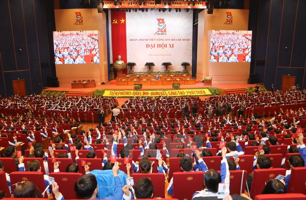 Début de la première séance du 11e Congrès national de l’UJC-HCM ảnh 1
