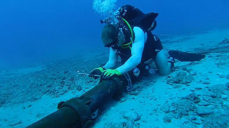 Internet au Vietnam affecté par des perturbations de quatre câbles sous-marins ảnh 1