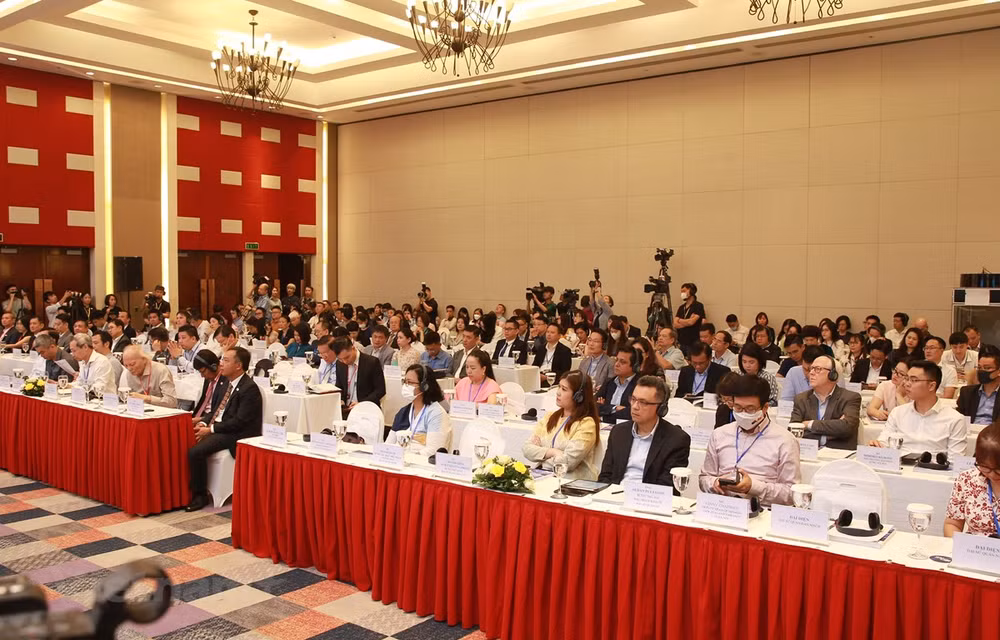 Les investisseurs étrangers apprécient hautement les opportunités du Vietnam ảnh 1