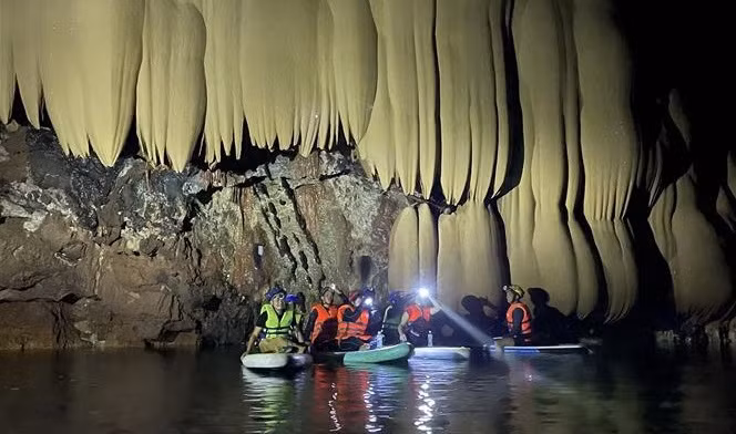 Une magnifique grotte nouvellement découverte à Quang Binh ảnh 1