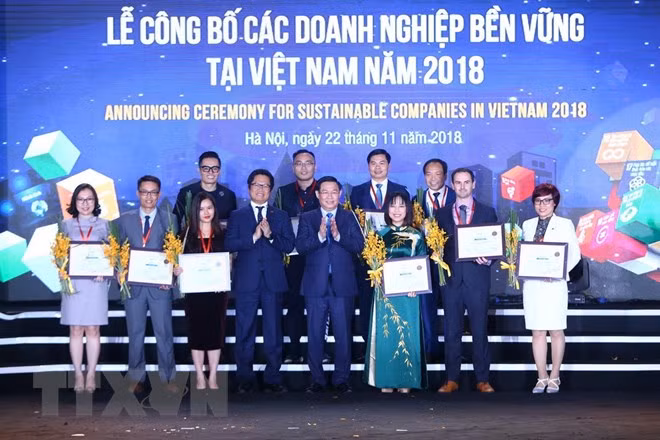 Cent entreprises durables au Vietnam mises à l’honneur ảnh 1