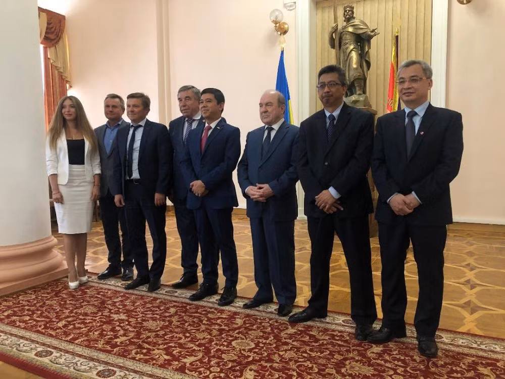 Un centre de l’ASEAN verra le jour à Kiev ảnh 1