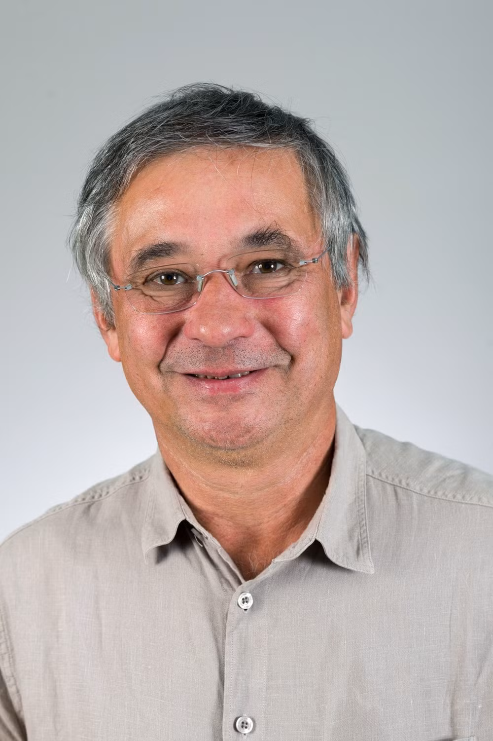 "Un article de haute teneur avec nombre de convergences" ảnh 1