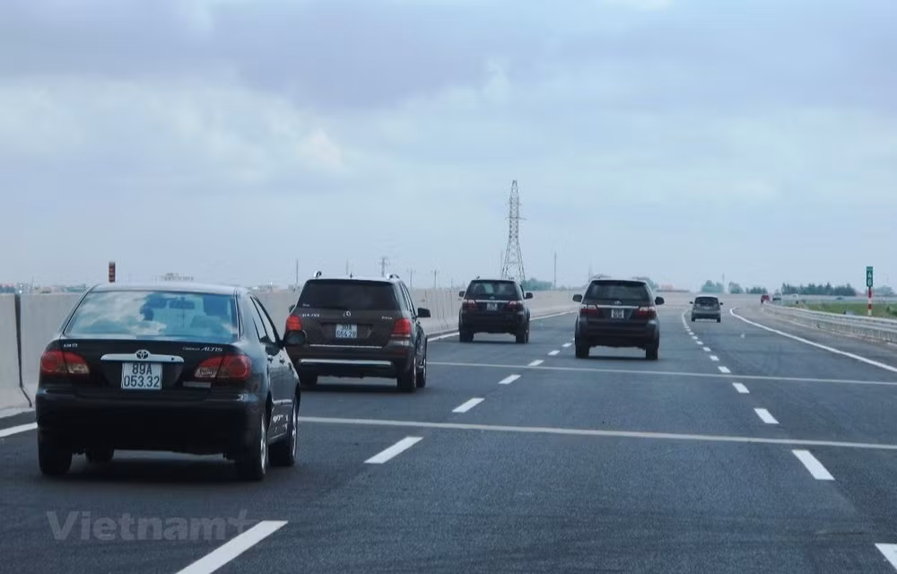 Sélection d’investisseurs et d’entrepreneurs pour le projet de l'autoroute Nord-Sud ảnh 1