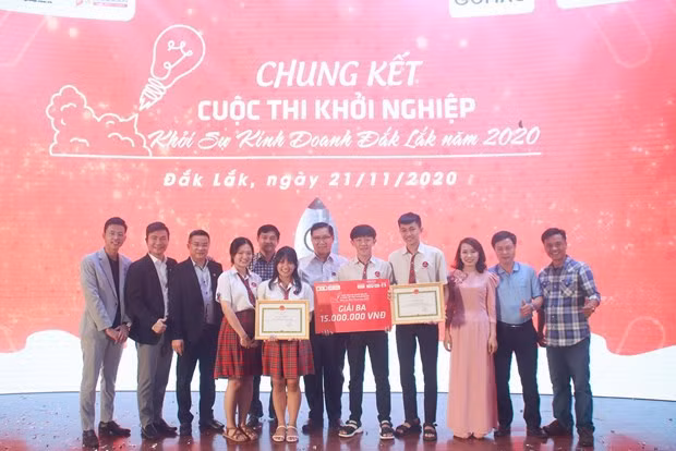Le Vietnam fait de gros efforts pour améliorer les conditions des gens ảnh 1