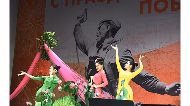 Le chant vietnamien sur la scène russe ảnh 1