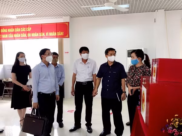 Des percées dans l'organisation des élections législatives au Vietnam face au Covid-19 ảnh 5