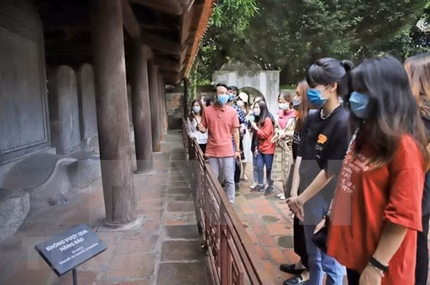 Hanoi table sur 15 millions de touristes nationaux en 2021 ảnh 1