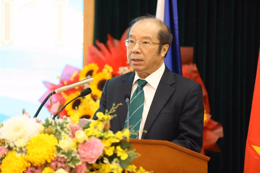 Hanoi favorise les relations d'amitié Vietnam - République tchèque ảnh 1