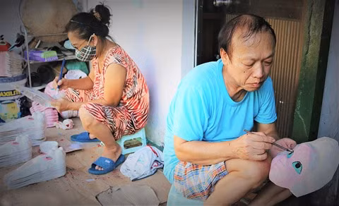 Les derniers Mohicans des masques en papier mâché à Hanoi ảnh 1