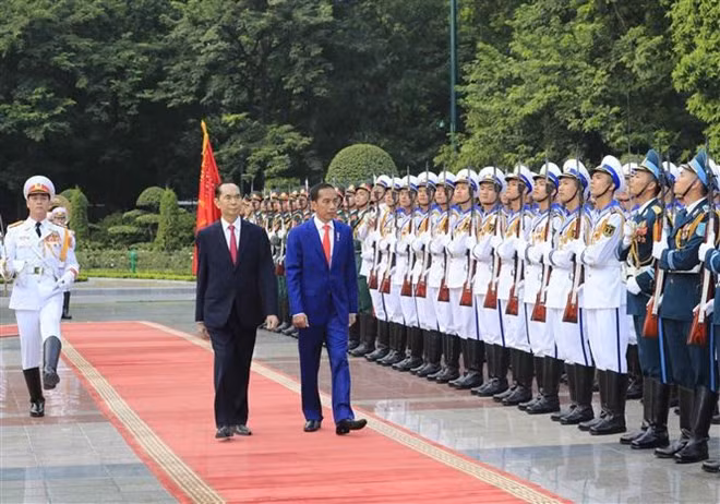 Le président Joko Widodo au Vietnam : la presse indonésienne en parle ảnh 1