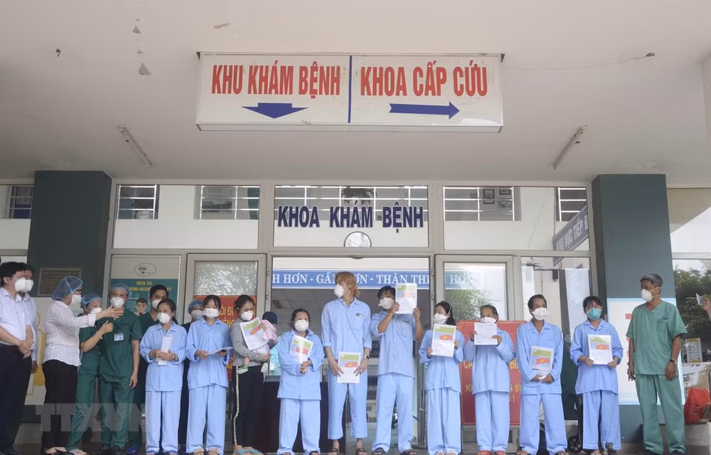 COVID-19 : 5 patients de Da Nang ont été guéris ảnh 1