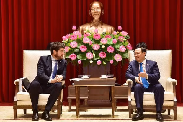 L'UNESCO veut aider Hanoï à devenir la capitale créative de l'Asie ảnh 1