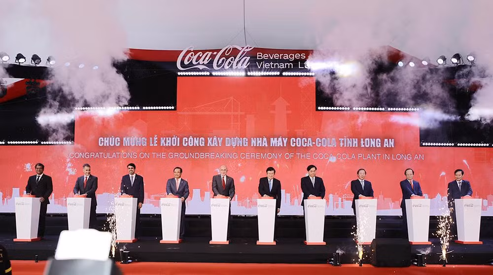 Coca-Cola lance la construction de sa plus grande usine au Vietnam ảnh 1 Coca-Cola lance la construction de sa plus grande usine au Vietnam ảnh 1