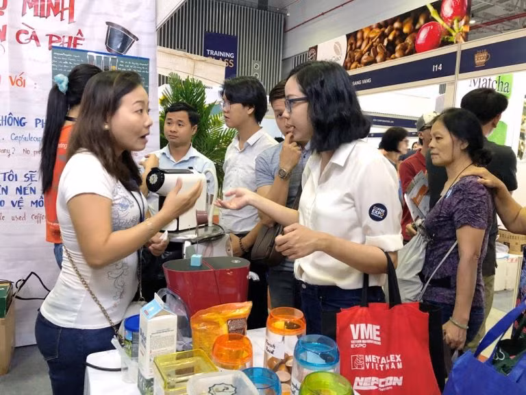 Ouverture des expositions sur la franchise et le café à Ho Chi Minh-Ville ảnh 1