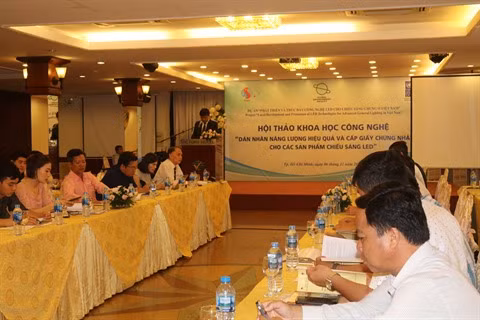Débat sur l’étiquetage énergétique des produits d'éclairage à LED ảnh 1